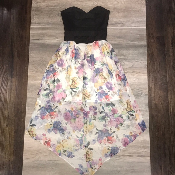 Floral strapless dress - Picture 2 of 5